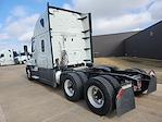 Used 2018 Freightliner Cascadia Sleeper Cab 6x4, Semi Truck for sale #769257 - photo 2
