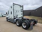 Used 2018 Freightliner Cascadia Sleeper Cab 6x4, Semi Truck for sale #769259 - photo 2