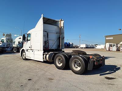 Used 2019 Volvo VNR 6x4, Semi Truck for sale #786437 - photo 2