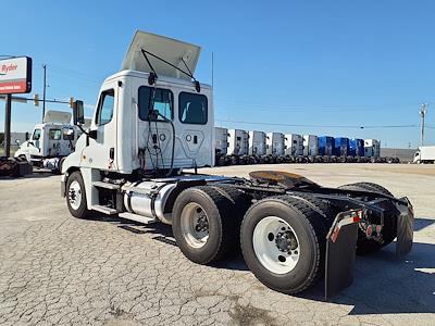 Used 2019 Freightliner Cascadia Day Cab 6x4, Semi Truck for sale #864965 - photo 2