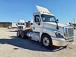 Used 2019 Freightliner Cascadia Day Cab 6x4, Semi Truck for sale #864965 - photo 4