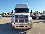 Used 2019 Freightliner Cascadia Sleeper Cab 6x4, Semi Truck for sale #875771 - photo 2