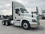 Used 2020 Freightliner Cascadia Day Cab 6x4, Semi Truck for sale #881257 - photo 4