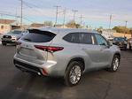 Used 2023 Toyota Highlander Platinum 4x4, SUV for sale #25-6259A - photo 7