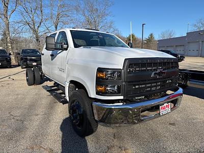 New 2023 Chevrolet Silverado 6500 Work Truck Crew Cab RWD, Cab Chassis for sale #Q3530 - photo 1