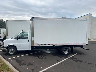 New 2024 Chevrolet Express 4500 RWD, 16' Morgan Truck Body Parcel Aluminum Box Van for sale #L3108 - photo 2