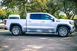 Used 2022 GMC Sierra 1500 SLT Crew Cab 4x4, Pickup for sale #241585A - photo 7