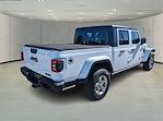 Used 2021 Jeep Gladiator Sport Crew Cab 4x4, Pickup for sale #L558756 - photo 4