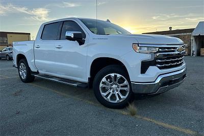 2023 Chevrolet Silverado 1500 Crew Cab 4x4, Pickup for sale #PC2009 - photo 1