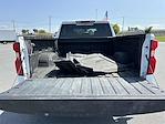 2022 Chevrolet Silverado 1500 Crew Cab 4x4, Pickup for sale #UM109268 - photo 18