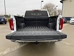 Used 2021 GMC Sierra 1500 SLT Crew Cab 4WD, Pickup for sale #C25000A - photo 17