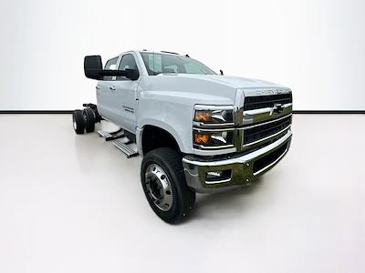 2023 Chevrolet Silverado 5500 Crew Cab DRW 4WD, Cab Chassis for sale #W230448 - photo 1