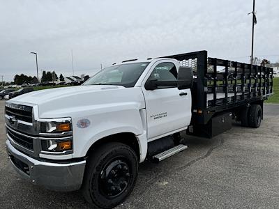 New 2024 Chevrolet Silverado 6500 Work Truck Regular Cab 4x2, 20' 6" Knapheide Heavy-Hauler Junior Stake Bed for sale #12242810 - photo 1