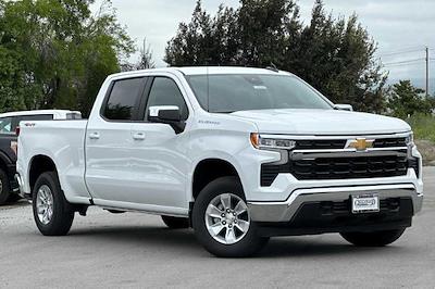 New 2024 Chevrolet Silverado 1500 LT Crew Cab 4WD, Pickup for sale #25446 - photo 1