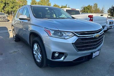 Used 2021 Chevrolet Traverse LT FWD, SUV for sale #25762A - photo 1