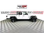 2022 Jeep Gladiator Crew Cab 4x4, Pickup for sale #D230478A - photo 11