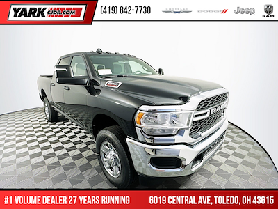 2024 Ram 2500 Crew Cab 4x4, Pickup for sale #D240395 - photo 1