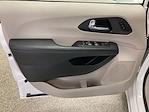 2020 Chrysler Pacifica FWD, Minivan #JP31244 - photo 24