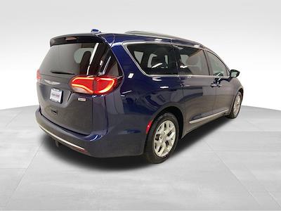 Used 2017 Chrysler Pacifica FWD, Minivan for sale #JP31371 - photo 2