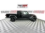 2021 Jeep Gladiator Crew Cab 4x4, Pickup for sale #JP32077A - photo 9