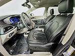 Used 2022 Chrysler Pacifica Touring L FWD, Minivan for sale #JP32828 - photo 21