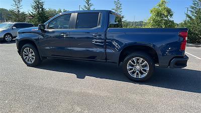 2022 Chevrolet Silverado 1500 Crew Cab 4x4, Pickup for sale #T242812A - photo 2