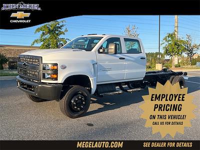 New 2024 Chevrolet Silverado 4500 Work Truck Crew Cab 4x4, Cab Chassis for sale #T242965 - photo 1