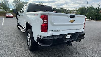 2022 Chevrolet Silverado 2500 Crew Cab 4x4, Pickup for sale #T244099A - photo 2