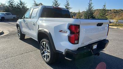 2024 Chevrolet Colorado Crew Cab 4x4, Pickup for sale #T244130 - photo 2