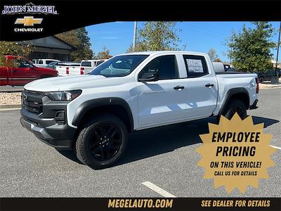 2024 Chevrolet Colorado Crew Cab 4x4, Pickup for sale #T244137 - photo 1