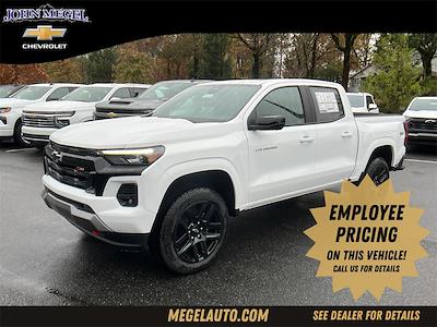 2024 Chevrolet Colorado Crew Cab 4x4, Pickup for sale #T244155 - photo 1