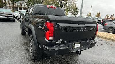 2024 Chevrolet Colorado Crew Cab 4x4, Pickup for sale #T244158 - photo 2