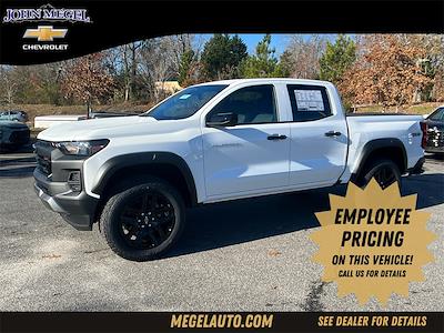 New 2024 Chevrolet Colorado Trail Boss Crew Cab 4x4, Pickup for sale #T244171 - photo 1