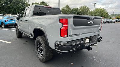 2025 Chevrolet Silverado 2500 Crew Cab 4x4, Pickup for sale #T252014 - photo 2