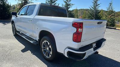 2023 Chevrolet Silverado 1500 Crew Cab 4x4, Pickup for sale #T252062A - photo 2