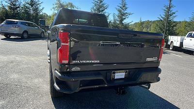 2025 Chevrolet Silverado 3500 Crew Cab 4x4, Pickup for sale #T252119 - photo 2