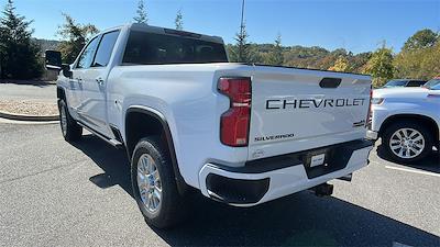 2025 Chevrolet Silverado 3500 Crew Cab 4x4, Pickup for sale #T252140 - photo 2