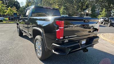 2025 Chevrolet Silverado 3500 Crew Cab 4x4, Pickup for sale #T252141 - photo 2