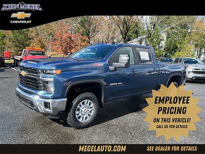 New 2025 Chevrolet Silverado 2500 LT Crew Cab 4x4, Pickup for sale #T252260 - photo 1