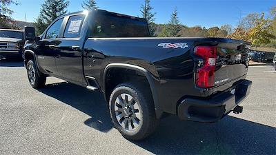 2025 Chevrolet Silverado 2500 Crew Cab 4x4, Pickup for sale #T252286 - photo 2