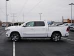 2024 Ram 1500 Crew Cab 4WD, Pickup for sale #4F091 - photo 3