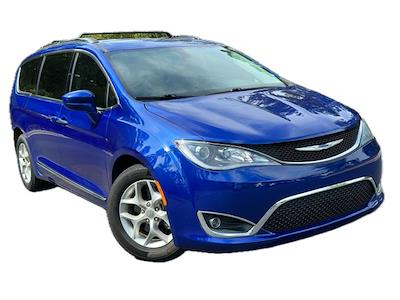 2019 Chrysler Pacifica FWD, Minivan for sale #R66405A - photo 1