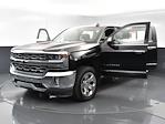 2017 Chevrolet Silverado 1500 Crew Cab 4WD, Pickup for sale #RB1521A - photo 20