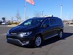 Used 2020 Chrysler Pacifica FWD, Minivan for sale #N403291A - photo 6