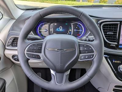 2022 Chrysler Pacifica FWD, Minivan for sale #R12776A - photo 2