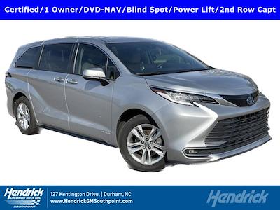 Used 2021 Toyota Sienna Limited FWD, Minivan for sale #Q82874N - photo 1