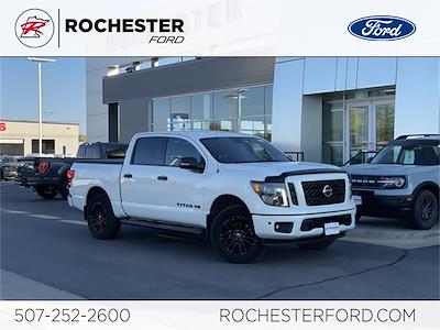 Used 2018 Nissan Titan SV Crew Cab 4x4, Pickup for sale #JA1805 - photo 1