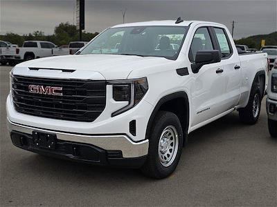 New 2025 GMC Sierra 1500 Pro Double Cab 4WD, Pickup for sale #551935 - photo 1