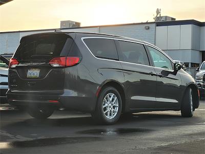 Used 2019 Chrysler Pacifica LX FWD, Minivan for sale #N245745A - photo 2