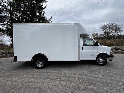 2024 Chevrolet Express 4500 DRW RWD, Cutaway for sale #24F622 - photo 1